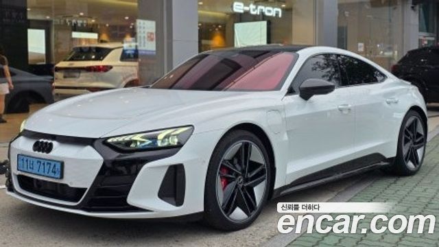 Audi RS e-tron GT GT RS — пробег 20 300 км — фото 1 из 5
