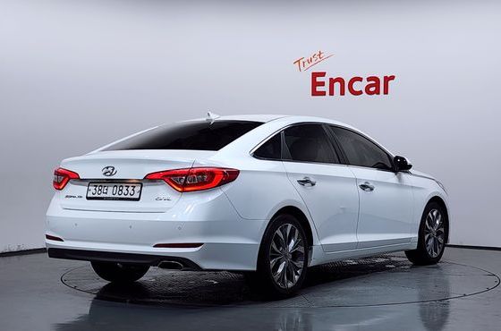 Hyundai Sonata 2.0 Smart — пробег 168 234 км — фото 2 из 5