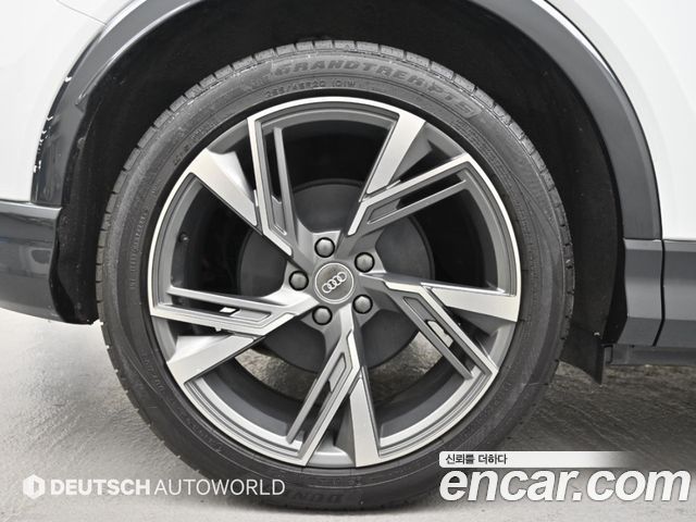Audi Q4 e-tron из Кореи Encar
