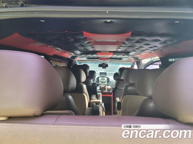 Hyundai Starex 11-Seater Wagon CVX Luxury — пробег 380 000 км — фото 3 из 5