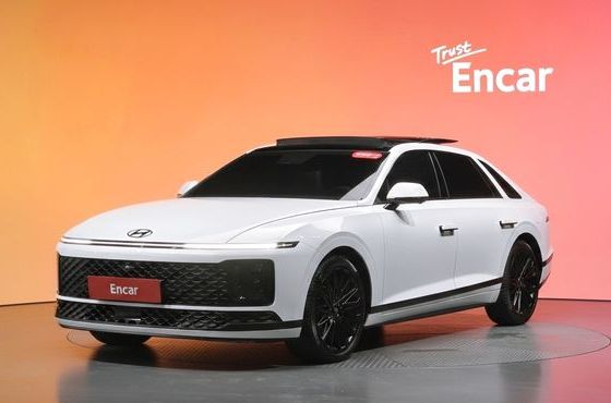Hyundai Grandeur Calligraphy — пробег 22 330 км — фото 1 из 5