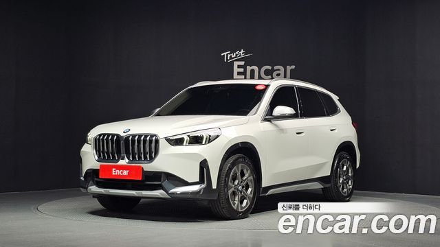 BMW X1 xDrive 20i xLine — пробег 21 867 км — фото 1 из 5
