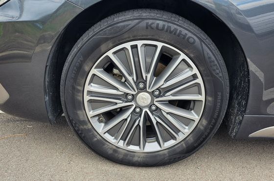 Hyundai Grandeur Premium — пробег 156 201 км — фото 5 из 5