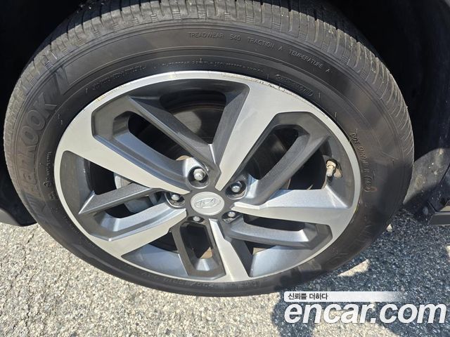 Hyundai Kona из Кореи Encar