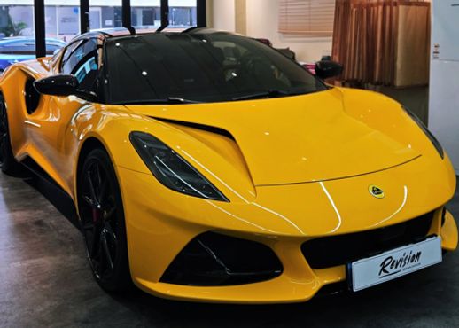Lotus Emira 3.5 — пробег 8 000 км — фото 1 из 5