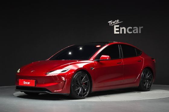 Tesla Model 3 Performance AWD — пробег 28 958 км — фото 1 из 5