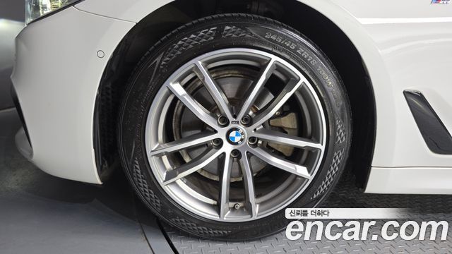 BMW 5-Series из Кореи Encar