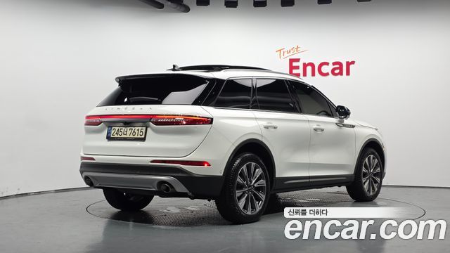 Lincoln Corsair 2.0 Reserve AWD — пробег 114 846 км — фото 2 из 5