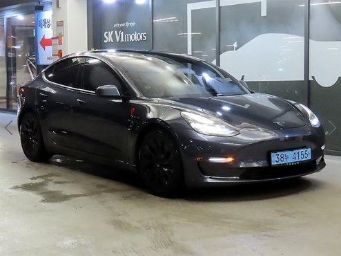 Tesla Model 3 Long Range AWD — пробег 129 415 км — фото 1 из 5
