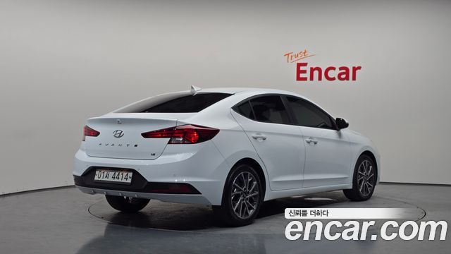 Hyundai AVANTE из Кореи Encar