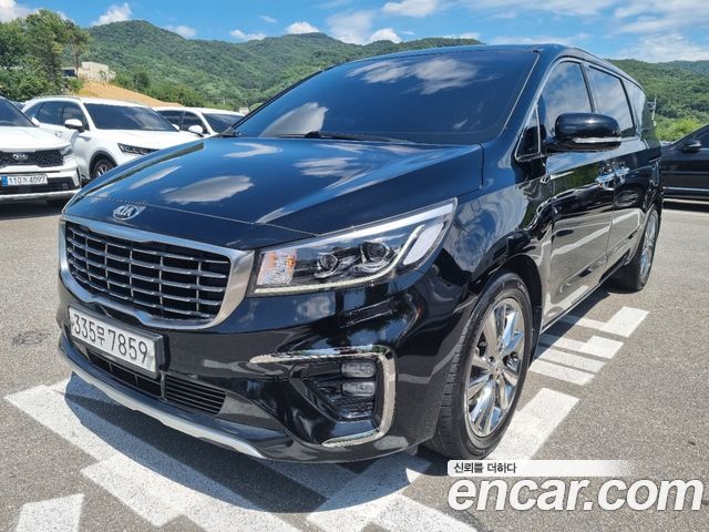 Kia Carnival Gasoline 9-Seater Noblesse Special — пробег 153 841 км — фото 1 из 5