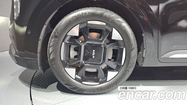 Kia Carnival Gasoline 7-Seater Signature — пробег 32 121 км — фото 5 из 5