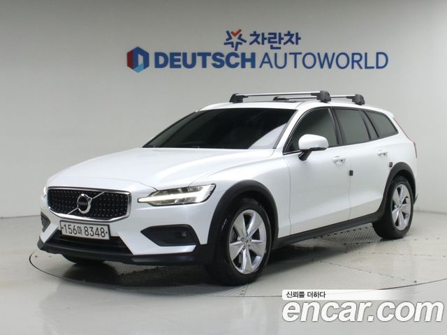 Volvo V60 T5 AWD — пробег 97 180 км — фото 1 из 5