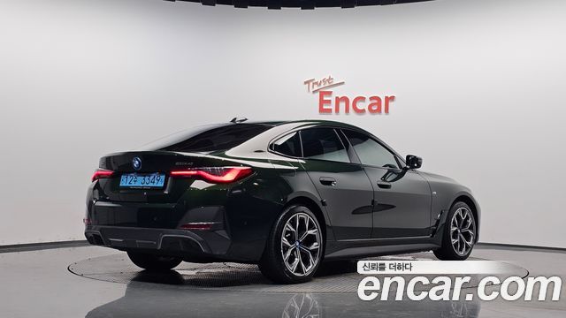 BMW i4 eDrive40 M Sports — пробег 86 518 км — фото 2 из 5