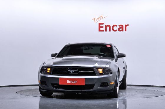 Ford Mustang Coupe — пробег 97 533 км — фото 3 из 5