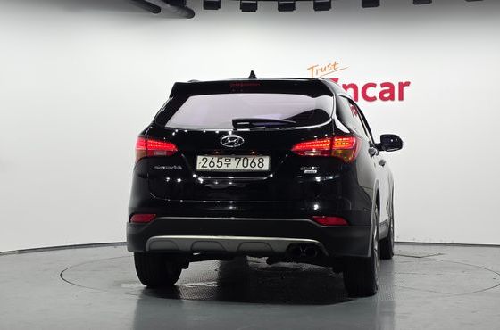 Hyundai Santafe Diesel(e-VGT) 2.0 4WD Premium — пробег 139 812 км — фото 4 из 5