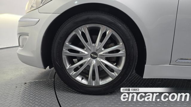 Hyundai Genesis из Кореи Encar