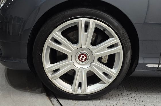 Bentley Continental 4.0 GT — пробег 85 850 км — фото 5 из 5