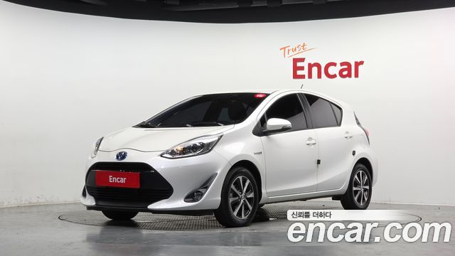 Toyota Prius из Кореи Encar