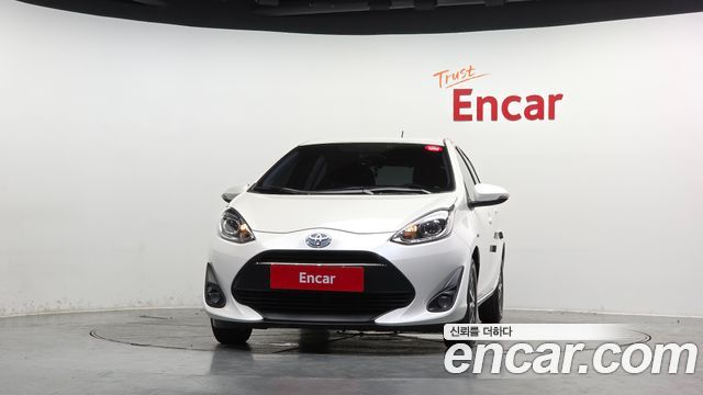 Toyota Prius из Кореи Encar