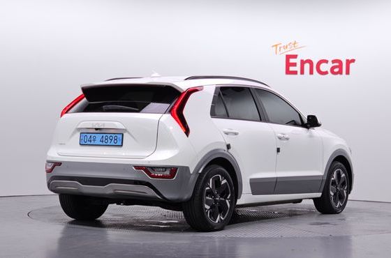 Kia Niro Earth — пробег 89 570 км — фото 2 из 5