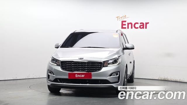 Kia Carnival 11-Seater Prestige — пробег 46 956 км — фото 3 из 5