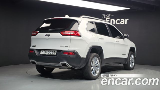 Jeep Cherokee из Кореи Encar