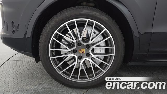 Porsche Cayenne 4.0 Turbo — пробег 87 504 км — фото 5 из 5