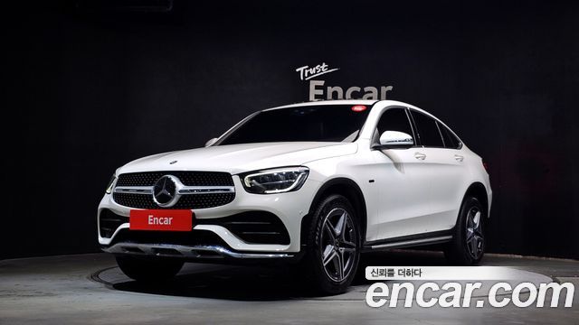 Mercedes-Benz GLC-Class GLC300e 4MATIC Coupe — пробег 26 347 км — фото 1 из 5
