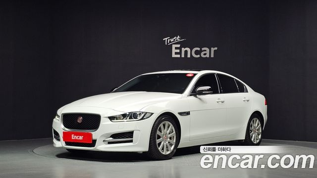 Jaguar XE 20t Prestige — пробег 139 964 км — фото 1 из 5