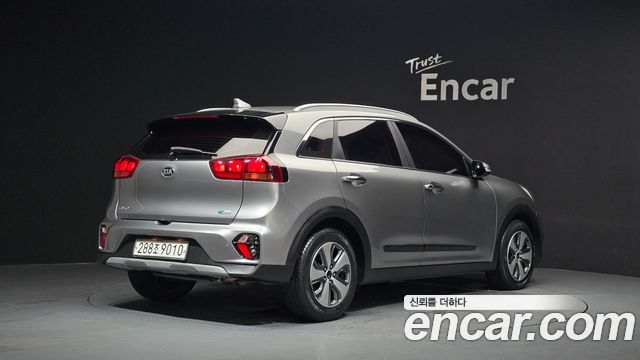 Kia Niro из Кореи Encar