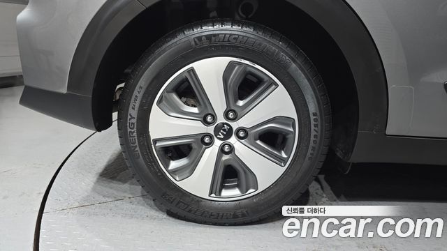 Kia Niro из Кореи Encar