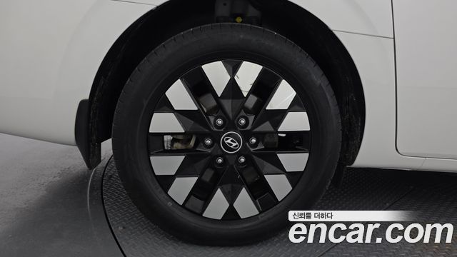 Hyundai Staria из Кореи Encar