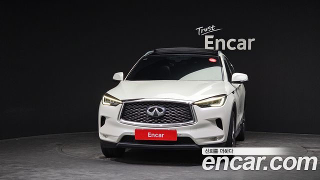 Infiniti QX50 2.0 Sensory AWD — пробег 69 064 км — фото 3 из 5