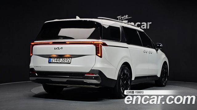 Kia Carnival Diesel 7-Seater Signature — пробег 30 506 км — фото 2 из 5