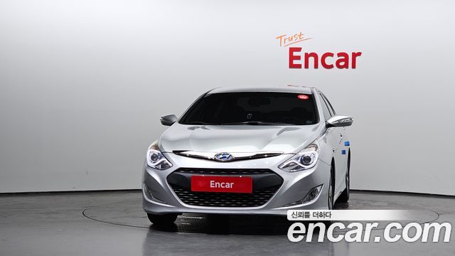 Hyundai Sonata 2.0 Premier — пробег 132 654 км — фото 3 из 5