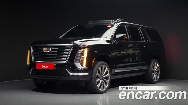 Cadillac Escalade 6.2 ESV ESV Premium Luxury Platinum — пробег 11 054 км — фото 1 из 5