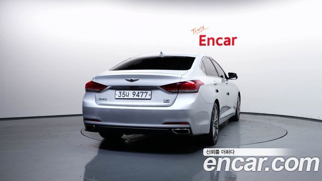 Hyundai Genesis из Кореи Encar