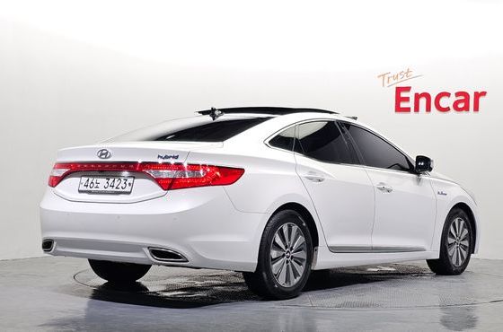 Hyundai Grandeur Premium — пробег 125 585 км — фото 2 из 5