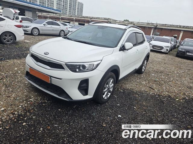Kia Stonic из Кореи Encar