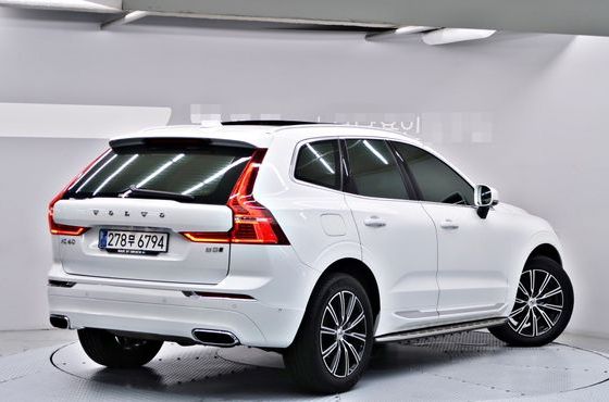 Volvo XC60 B5 Inscription — пробег 104 524 км — фото 2 из 5