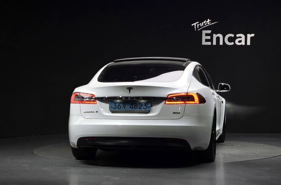Tesla Model S 90D — пробег 146 459 км — фото 4 из 5