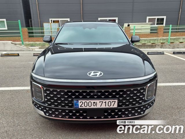 Hyundai Grandeur Exclusive — пробег 3 868 км — фото 1 из 5