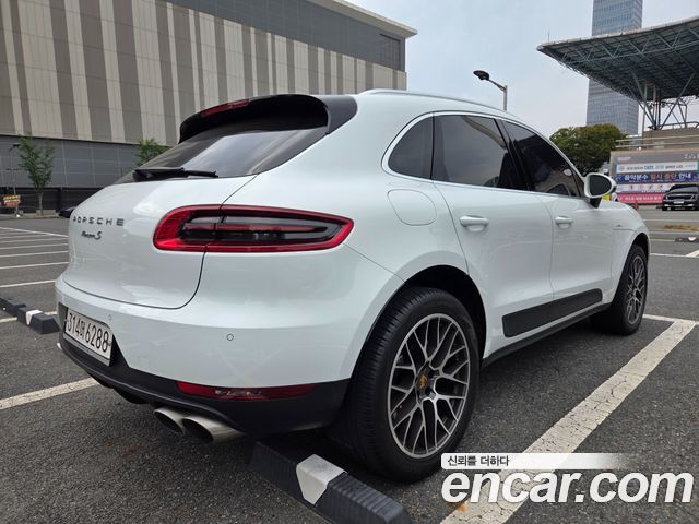 Porsche Macan из Кореи Encar