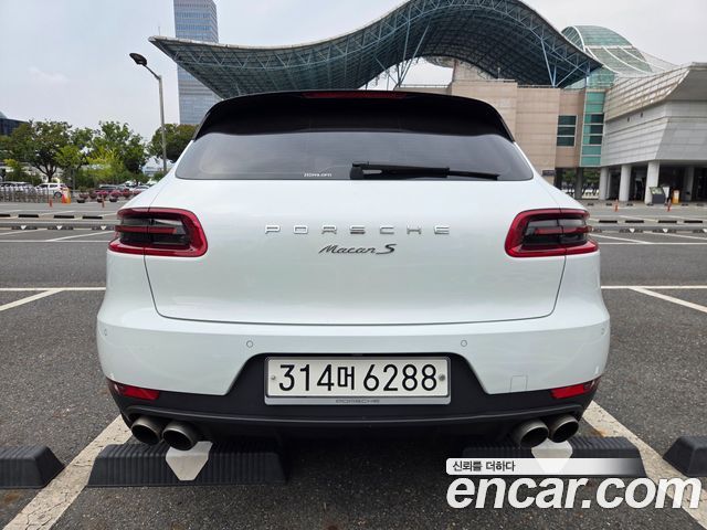 Porsche Macan из Кореи Encar