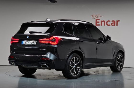 BMW X3 xDrive 20i M Sport — пробег 21 961 км — фото 2 из 5