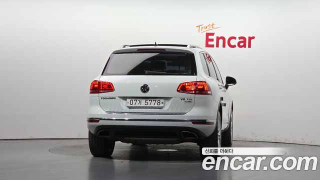 Volkswagen Touareg V6 3.0 TDI Bluemotion Premium 7P5 — пробег 187 269 км — фото 4 из 5