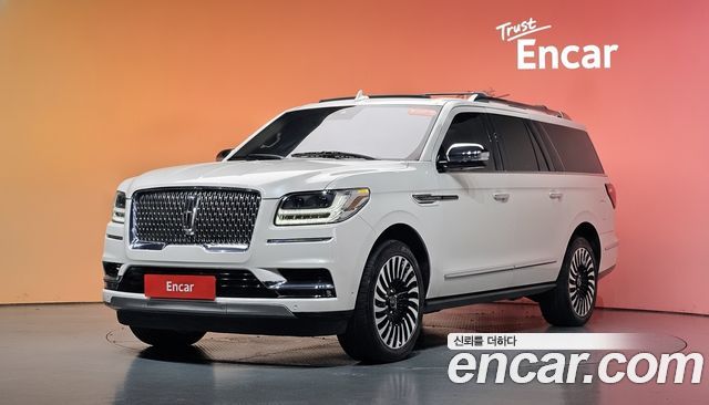 Lincoln Navigator 3.5L Black Label — пробег 116 901 км — фото 1 из 5