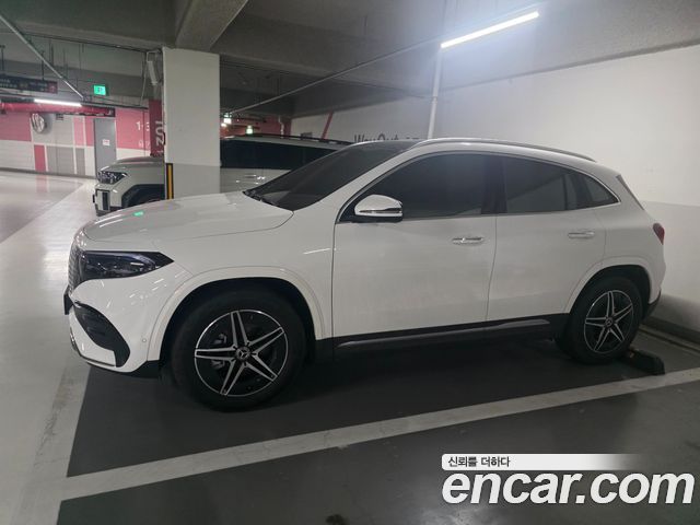 Mercedes-Benz EQA EQA250 AMG Line — пробег 2 500 км — фото 1 из 5
