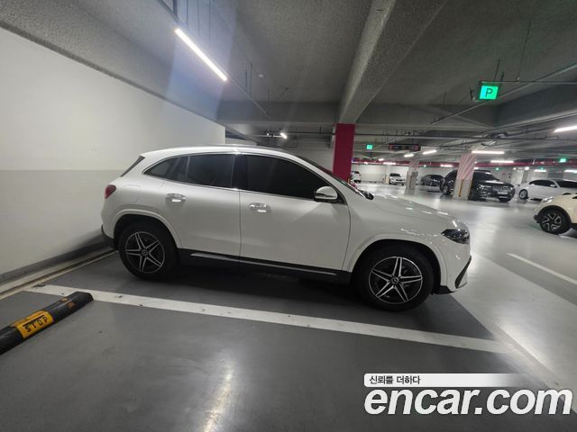 Mercedes-Benz EQA EQA250 AMG Line — пробег 2 500 км — фото 2 из 5